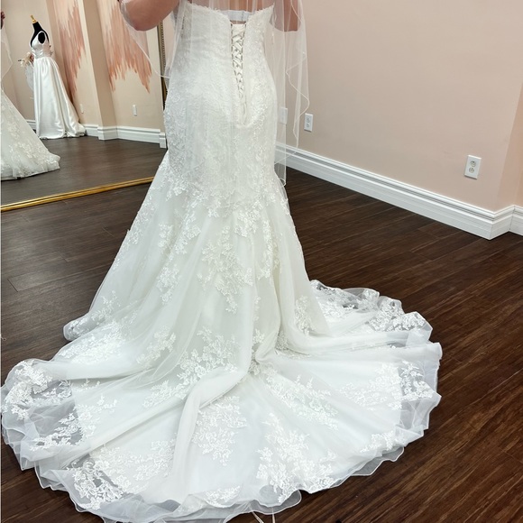 Maggie Sottero Bridal Size 18 Wedding Gown